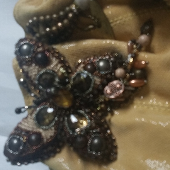 Collectable mary Frances handbag.(new). - Picture 4 of 5